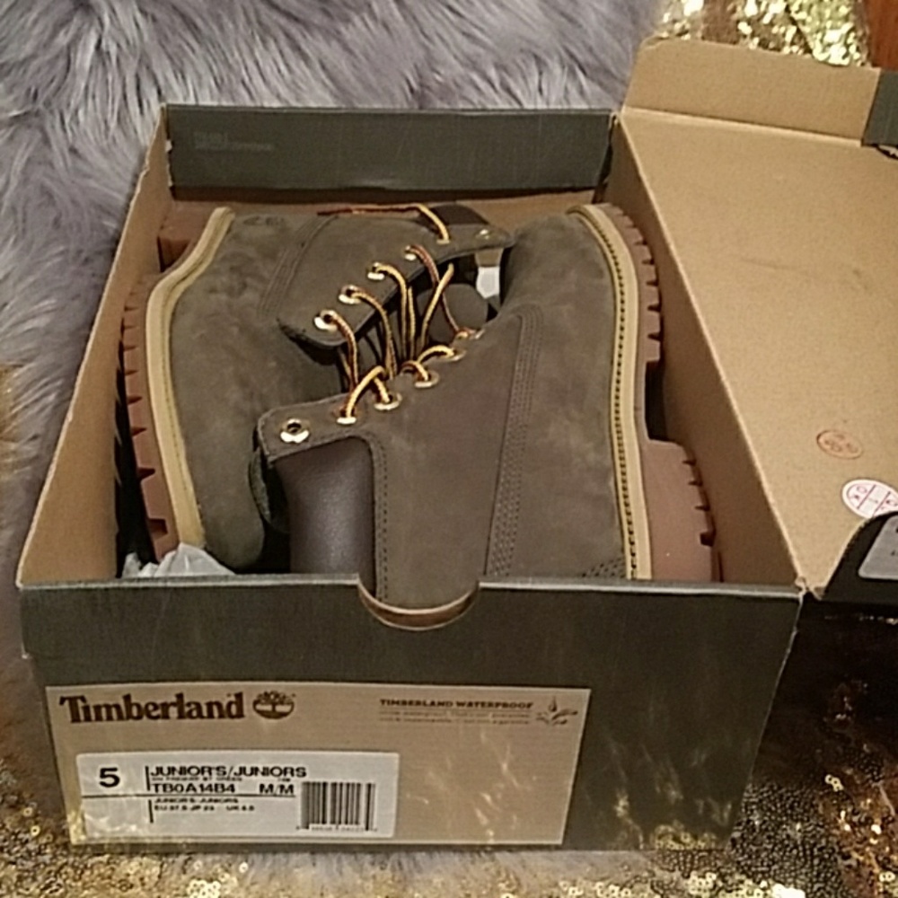 Timberland sz 5 juniors fits 7.5 women